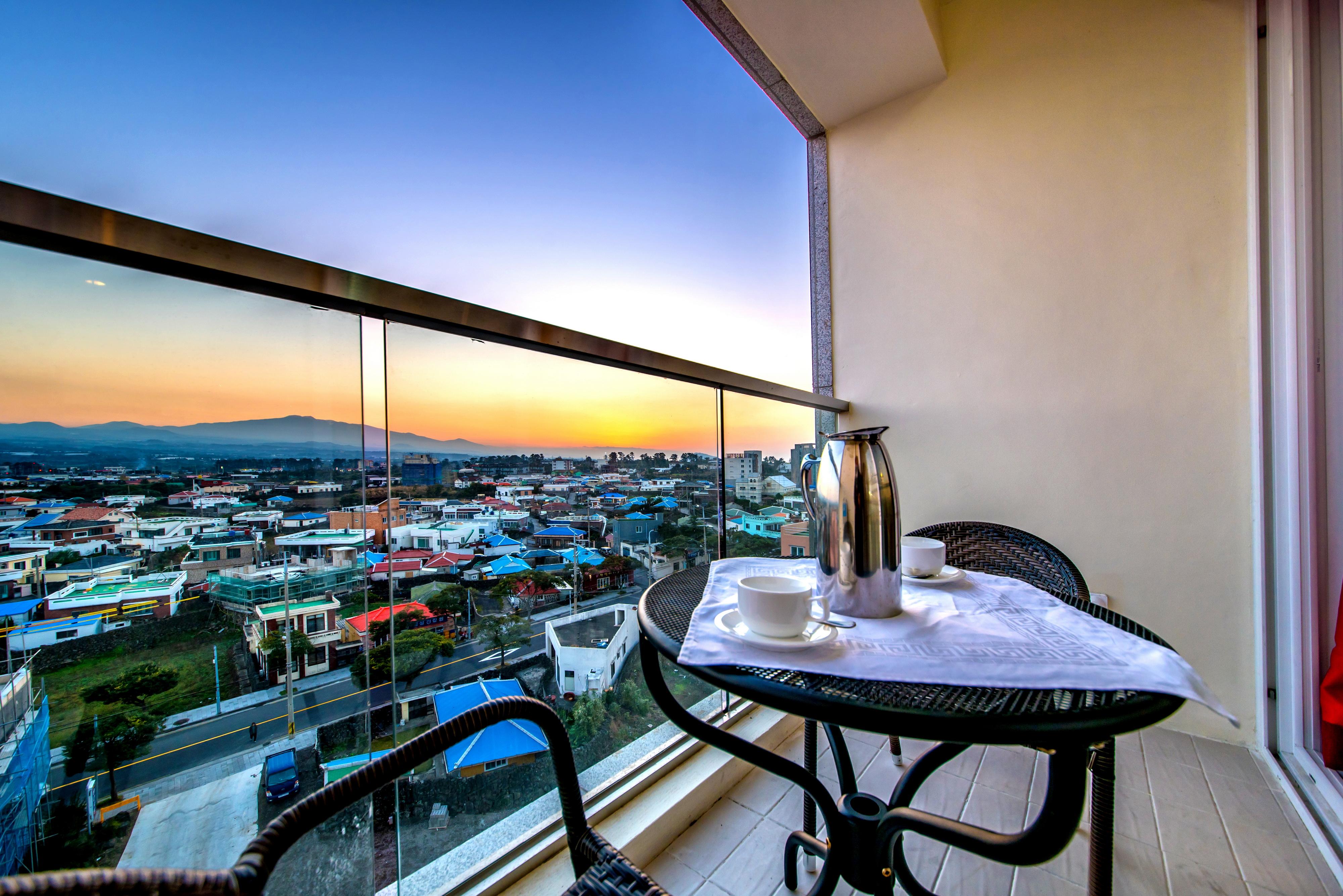 Aimi Jeju Beach Hotel Екстер'єр фото