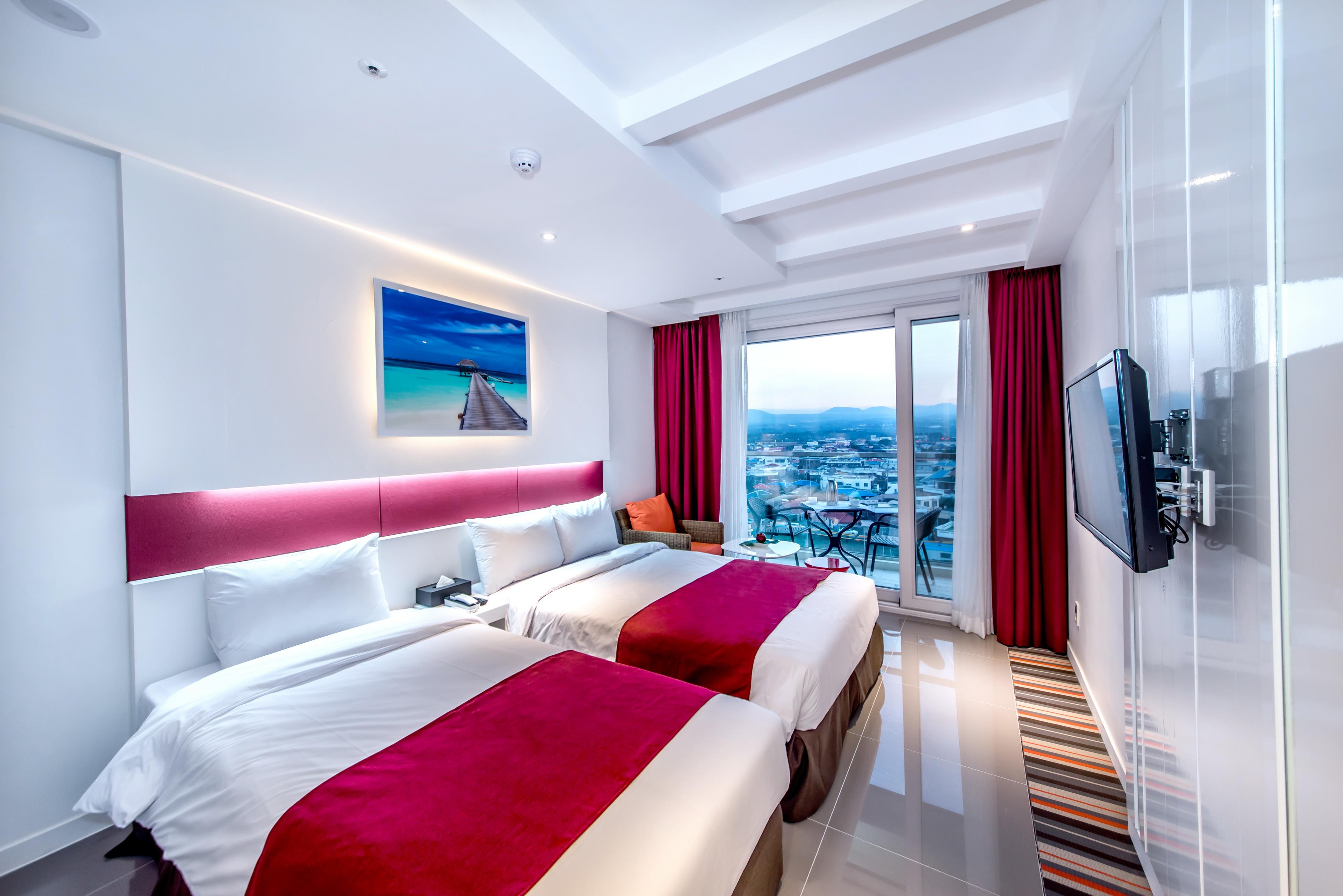 Aimi Jeju Beach Hotel Екстер'єр фото
