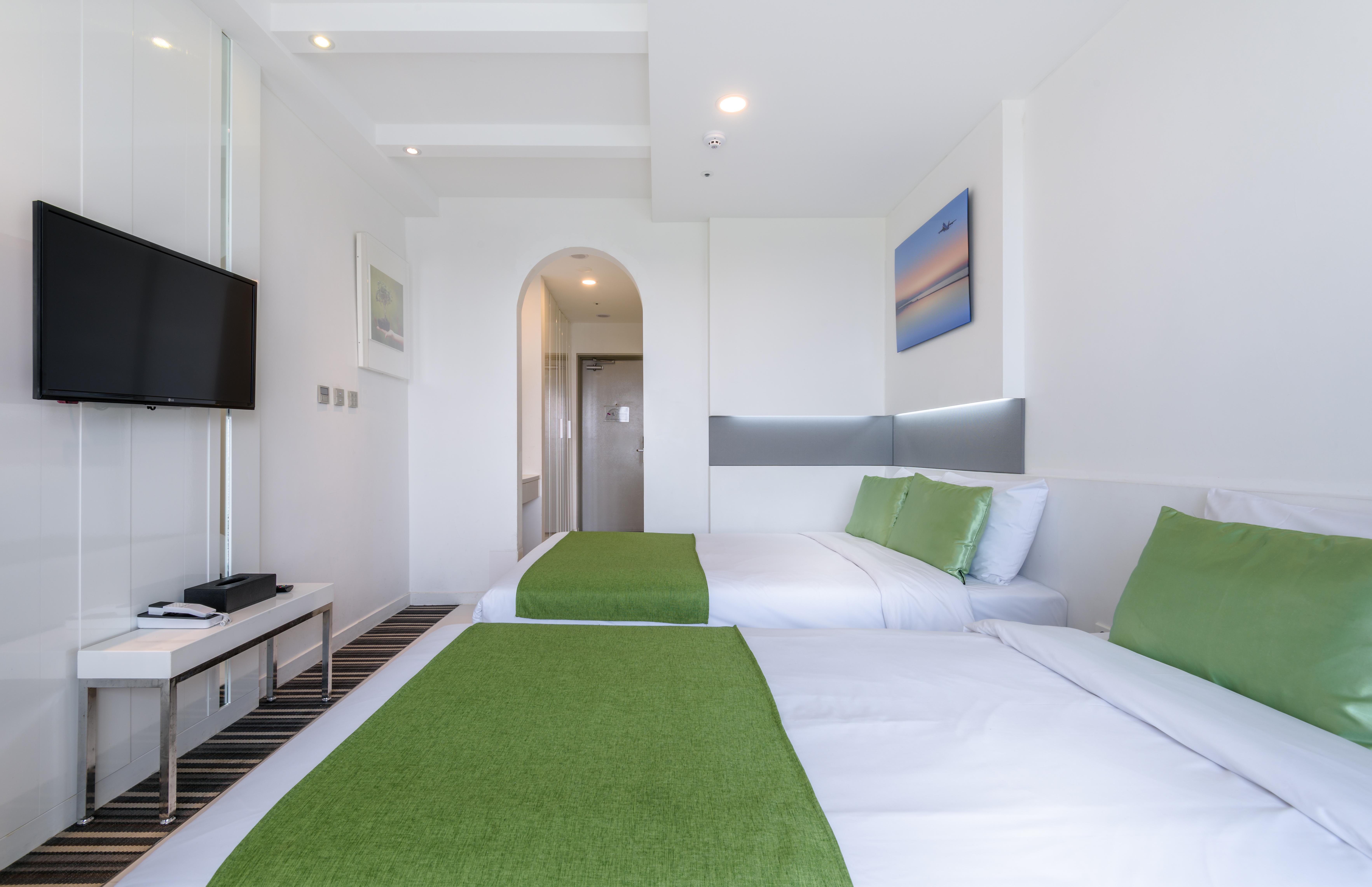 Aimi Jeju Beach Hotel Екстер'єр фото