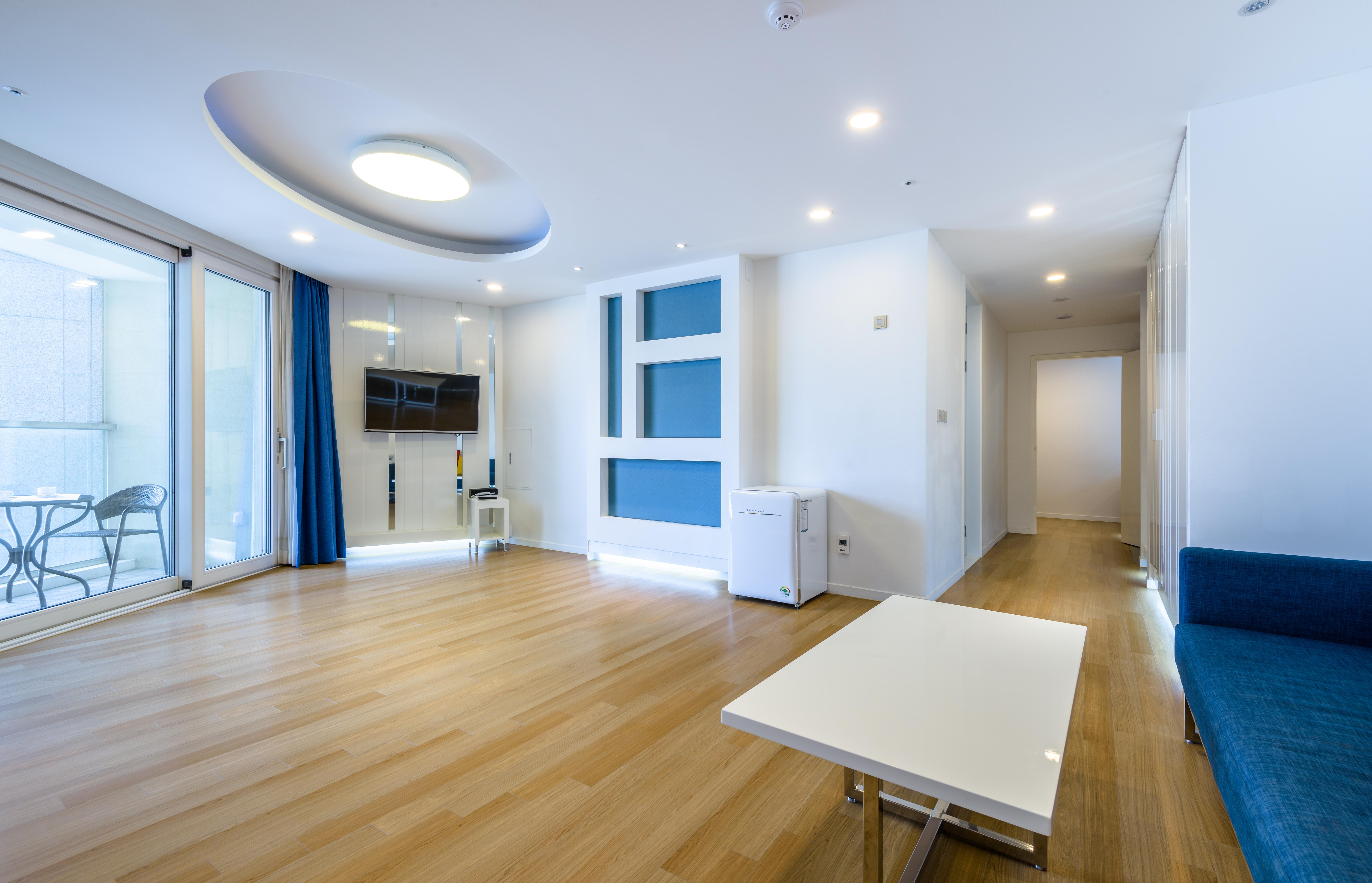 Aimi Jeju Beach Hotel Екстер'єр фото