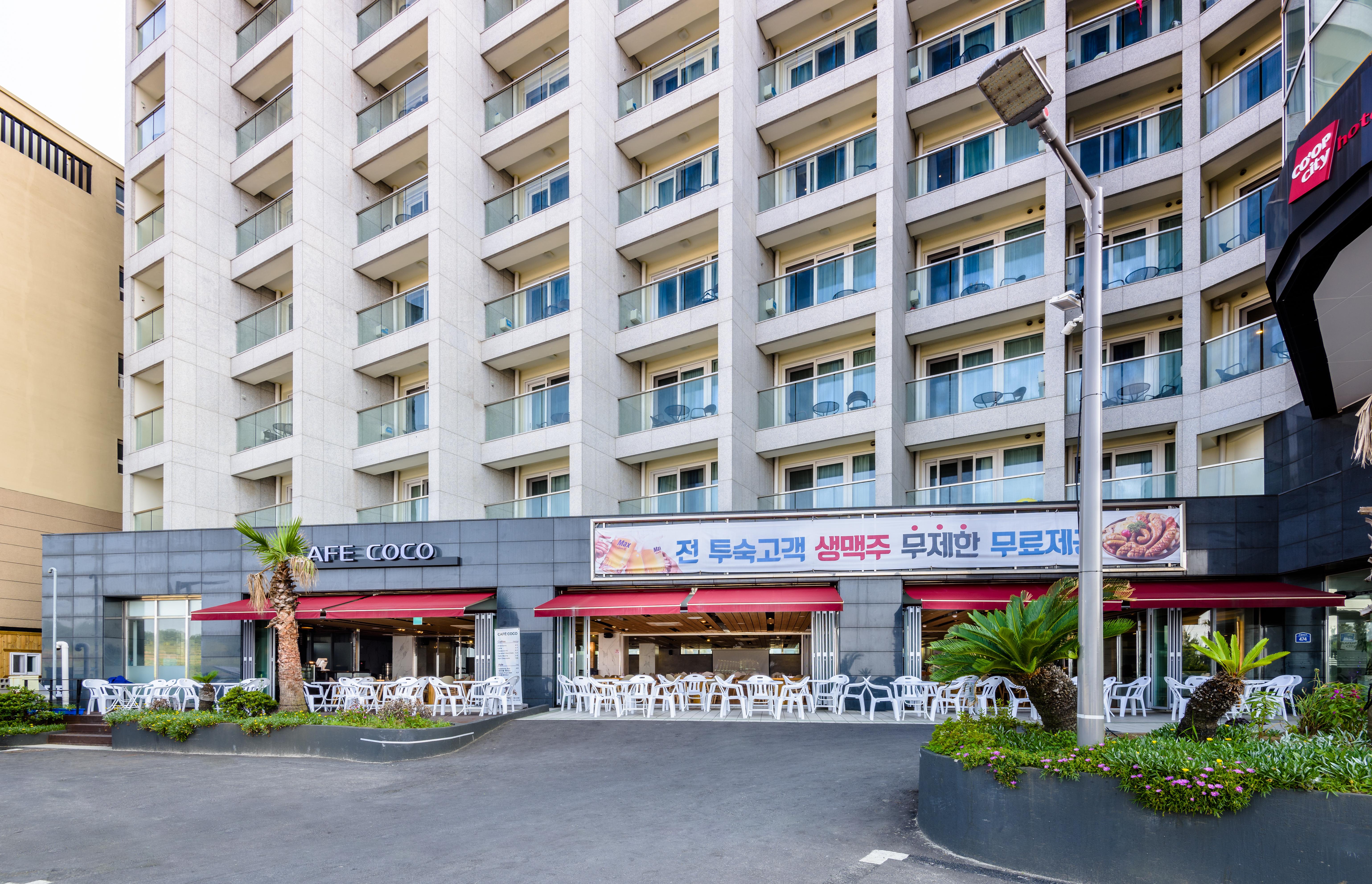 Aimi Jeju Beach Hotel Екстер'єр фото