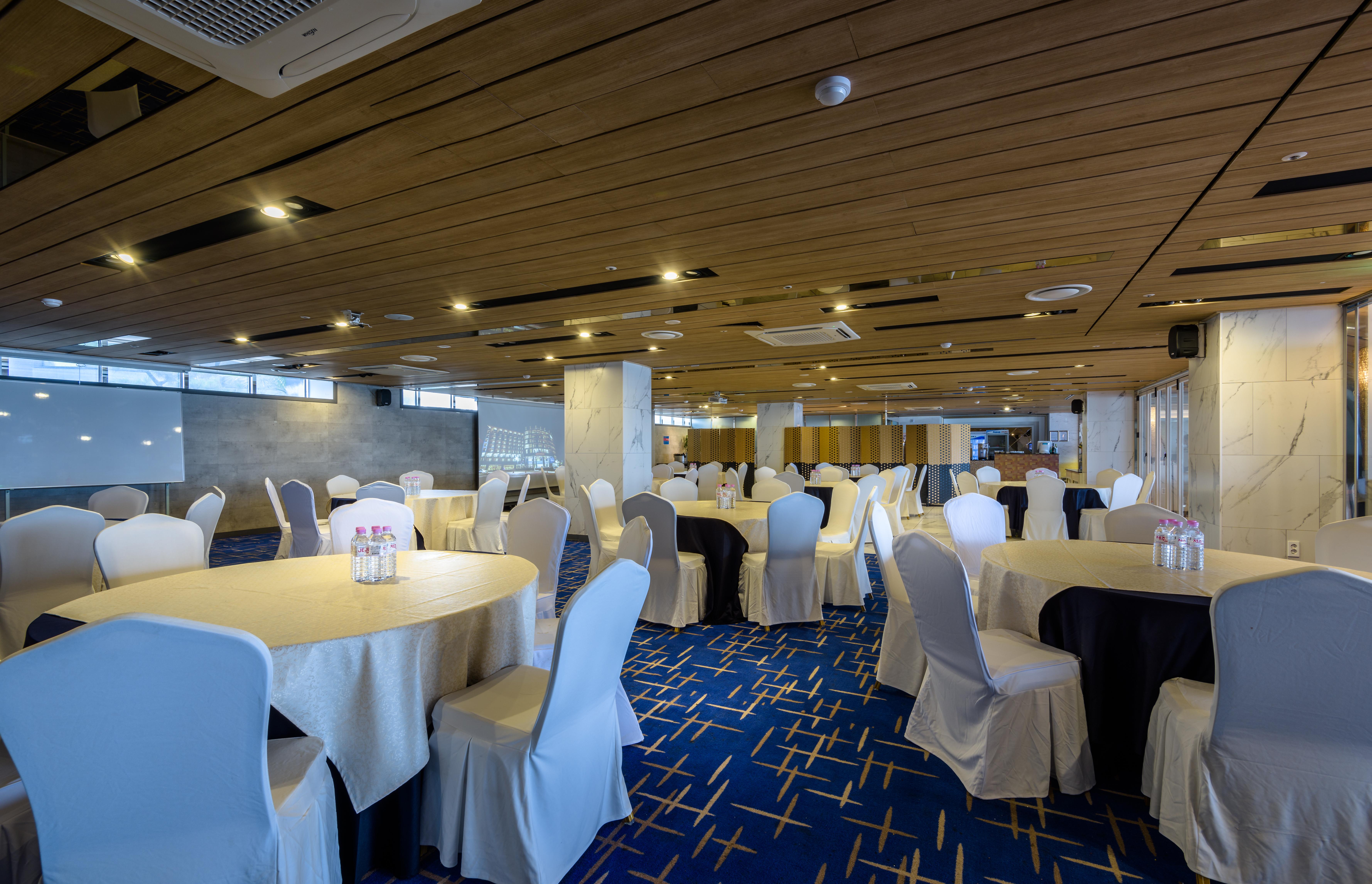 Aimi Jeju Beach Hotel Екстер'єр фото